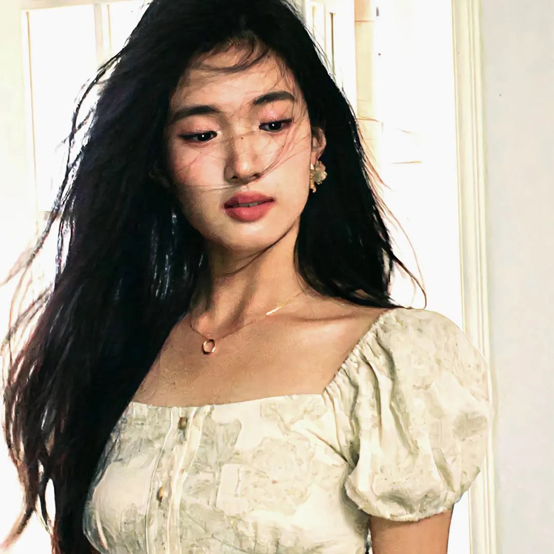 东德蕾丝的爱欲 海报